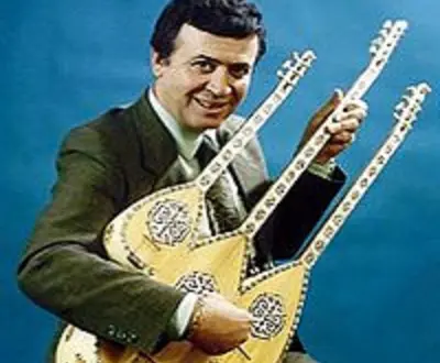 Özay Gönlüm