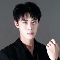 及程微演员头像
