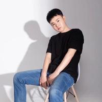 李小猛演员头像