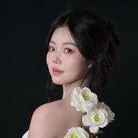 娜瑛演员头像