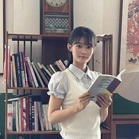 闫北玥演员头像