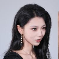 英姿演员头像