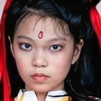 肖易斯演员头像