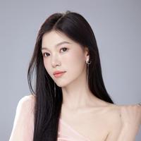 周欢演员头像