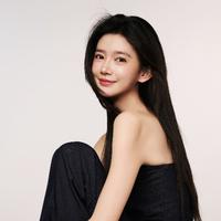 吴翎薇演员头像