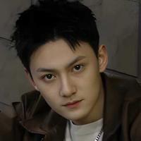 陈泓龙演员头像