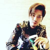 吴闻修演员头像