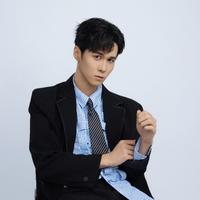 岳樾演员头像