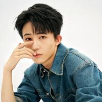 贾岱惟演员头像