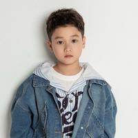 闪闪演员头像