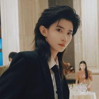 霭可演员头像