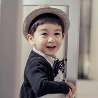 吕世元演员头像
