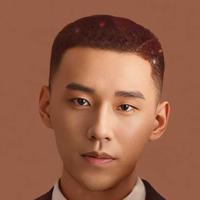 王慧龙演员头  像