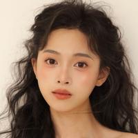 卢雪柔演员头像