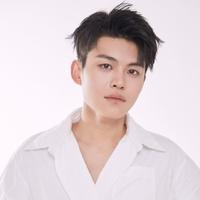 闫明飞演员头像