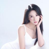 边心演员头  像