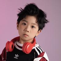 胡睿硕演员头像