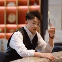 隋鑫演员头像