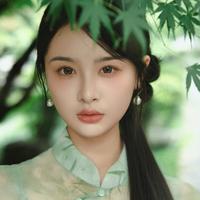 白画演员头像