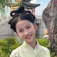 谢苧瑶演员头像