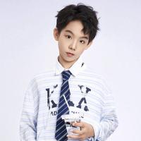 胡垚銮演员头像
