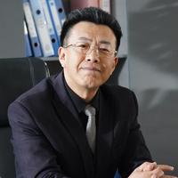 邱云鹤演员头像