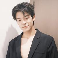 话菁演员头像