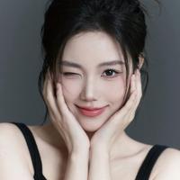 黄玉洁演 员头像
