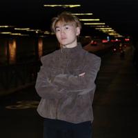 何发演员头像