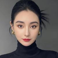 Tina演员头像