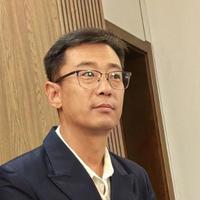 杨庆飞演员头像