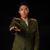 王启演员头像
