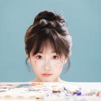 初一演员头像