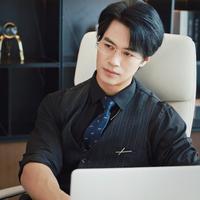 鄢子纶演员头像
