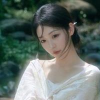 依婕演员头像