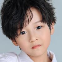 石嵩翰演员头像