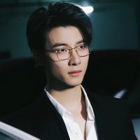张翊轩演员头像
