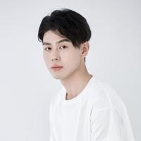 张文豪演员头  像