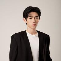李昱潼演员头像