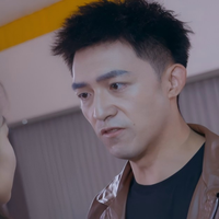孙河演员头像
