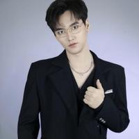 杨鑫演员头像