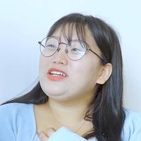玲玲演员头像