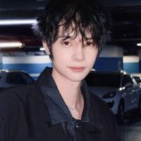 卢毅演员头像