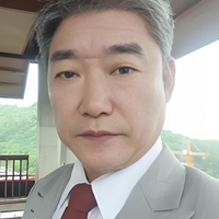 杨汮演员头像