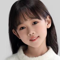 何伊滢演员头像