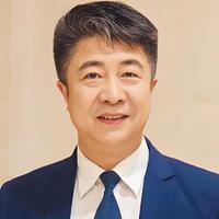 王胤演员头  像