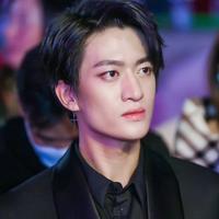 王子安演员头像