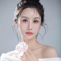 舒展演员头 像