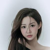 梁心心演员头像