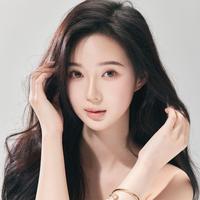 江悦演员头 像